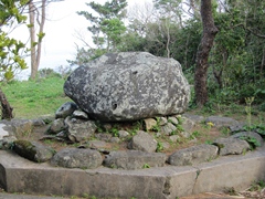 写真１ 久米島の太陽石