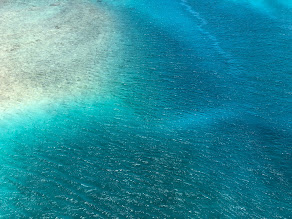 ケラマブルー（阿嘉大橋から撮影）