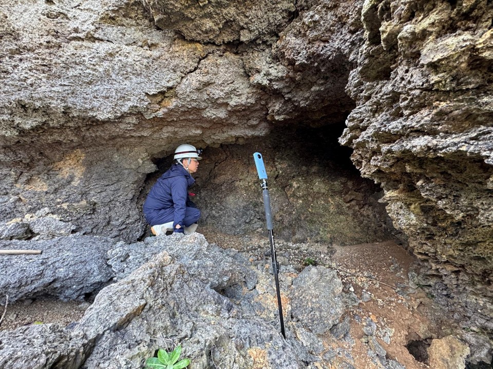 いい感じの岩陰